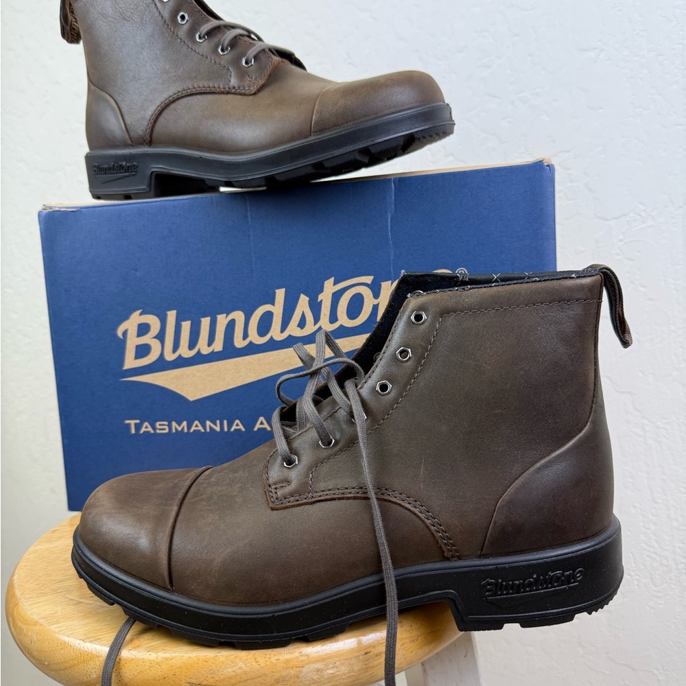 Blundstone Women's Lace Up Boots - Dark Brown